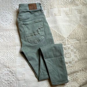 American Eagle Olive Green Hi-rise Jegging Jeans